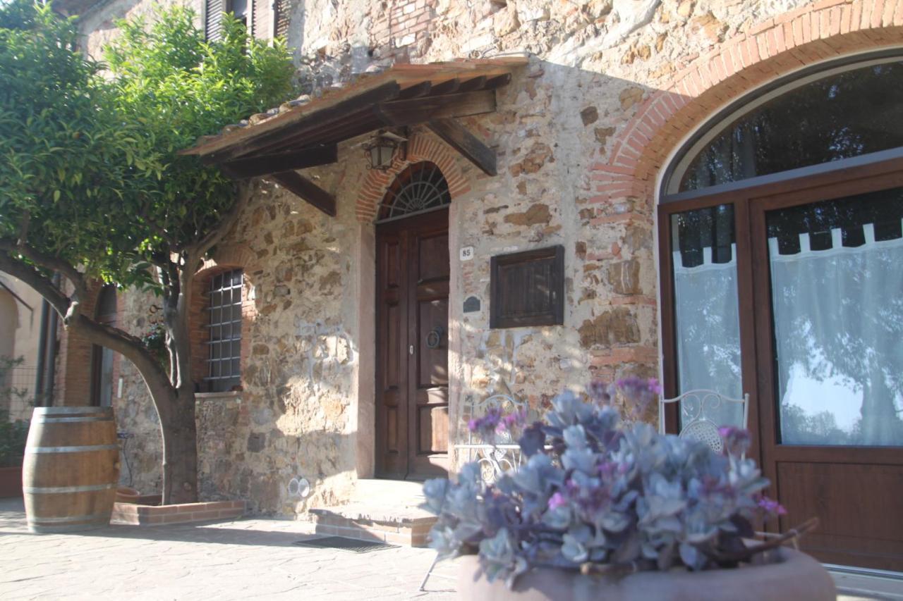 Agriturismo Il Broletto Suvereto Buitenkant foto